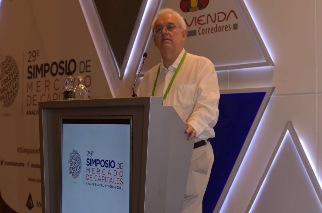 3. José Antonio Ocampo - Codirector del Banco de la República en la Sesión Análisis de los riesgos macrofinancieros locales